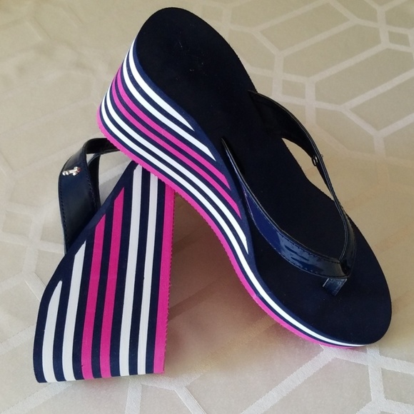 nautica wedge flip flops